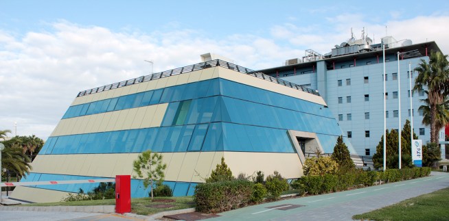 at4wireless_spain_piramid_building